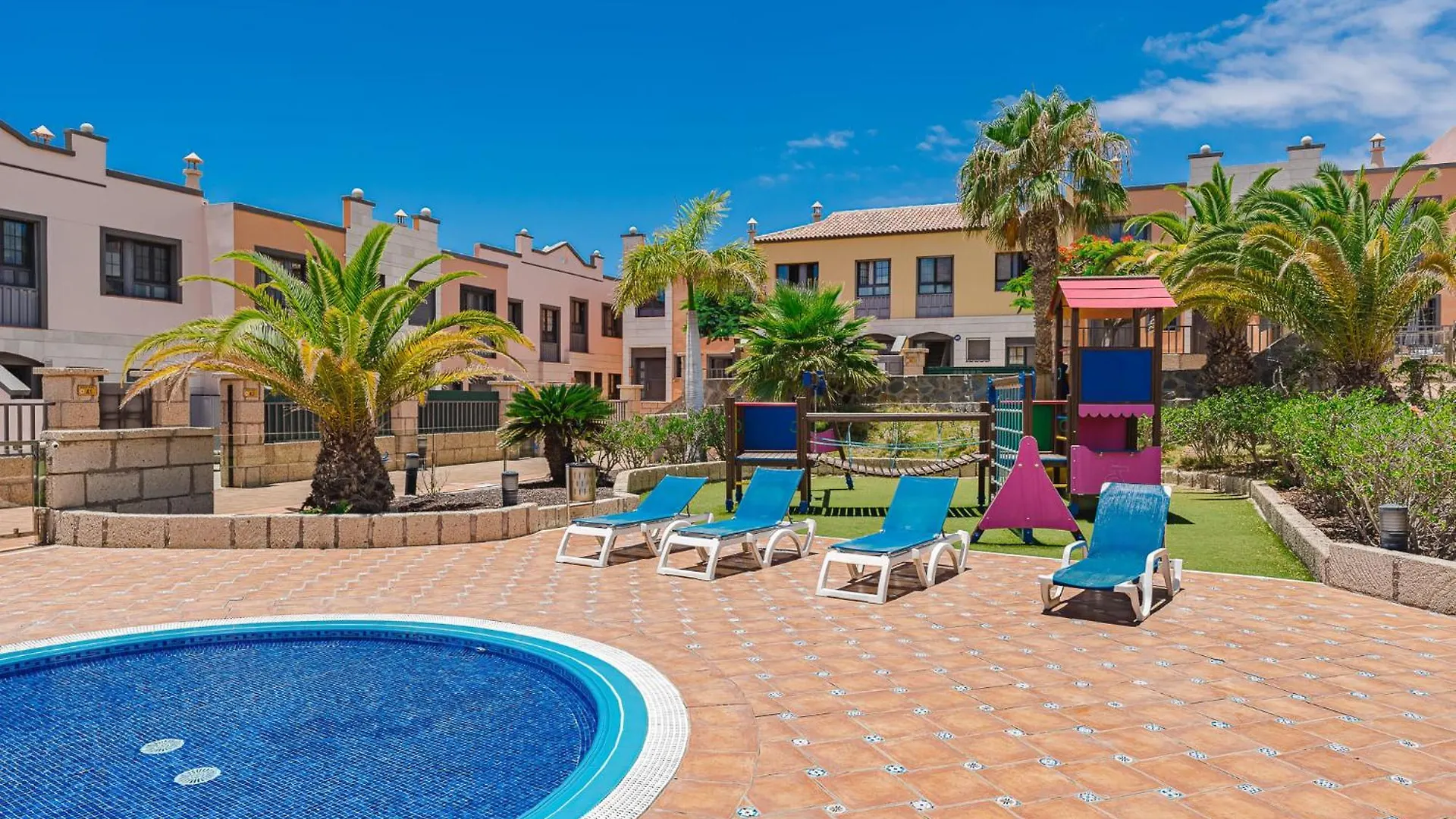 Apartament Townhouse Near The Ocean Costa Adeje  0*, Costa Adeje (Tenerife)